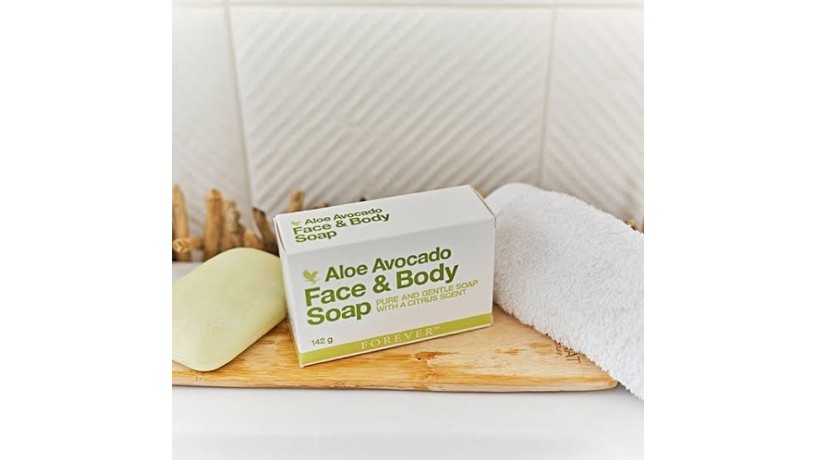 aloe-avocado-face-and-body-soap-big-0